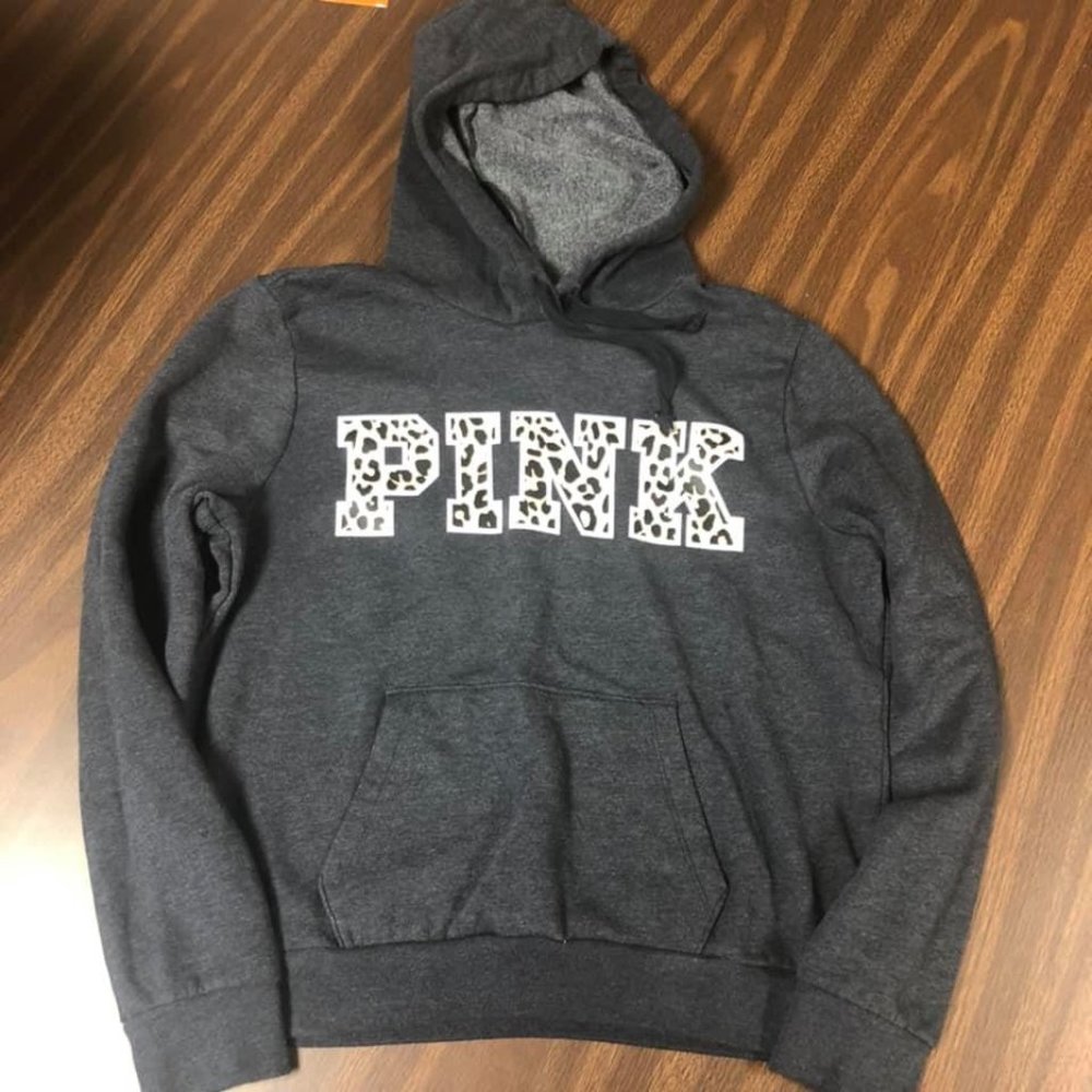 PINK leopard hoodie/sweats